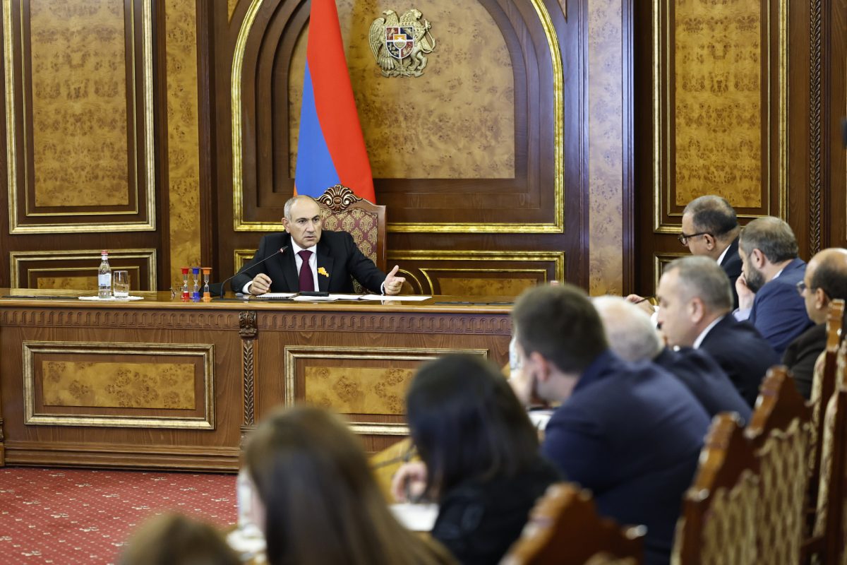 Pashinyan Discusses Wheat Production Strategies in Armenia
