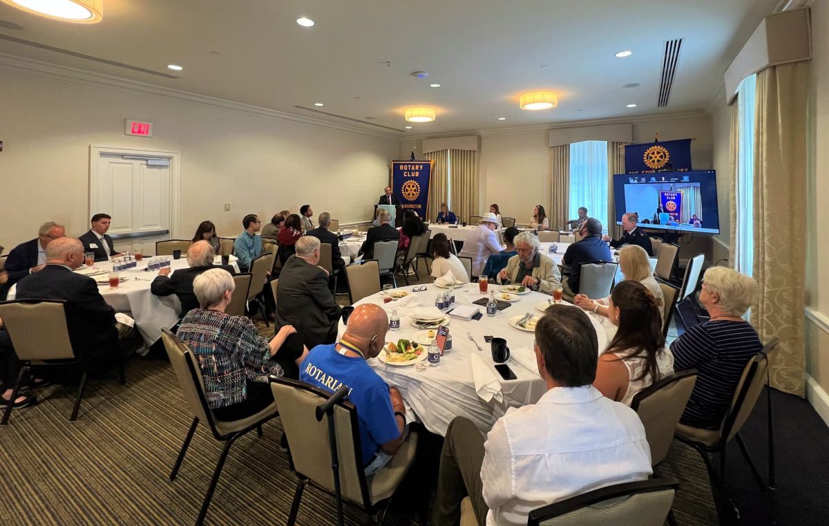 Armenian Ambassador Speaks at Rotary Club Event
